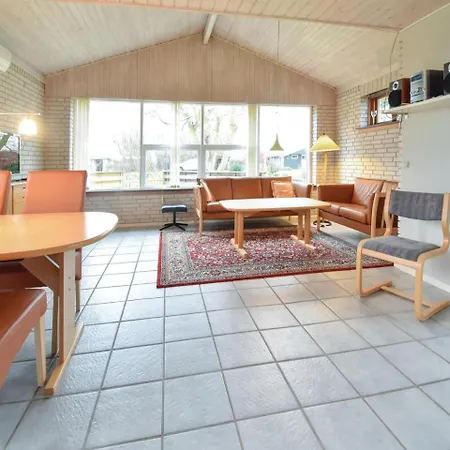 Hébergement de vacances Two-bedroom Holiday In Otterup