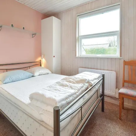 Two-bedroom Holiday In * Otterup